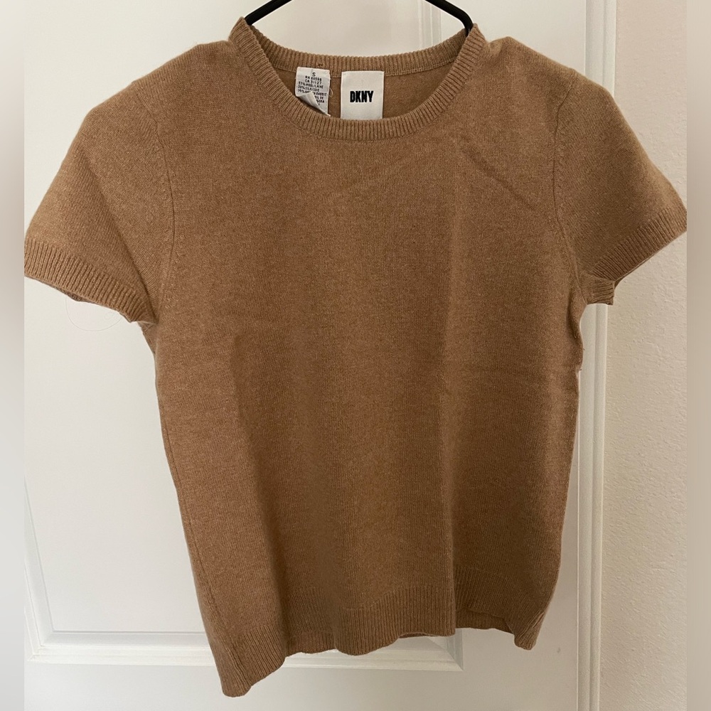 Short Sleeve Sweater Tee DKNY